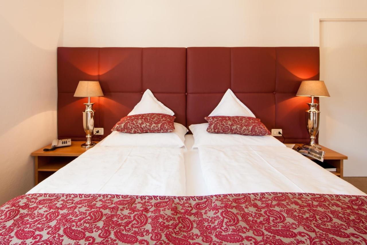 Hotel Maria Theresia Adults-Only Lagundo Esterno foto